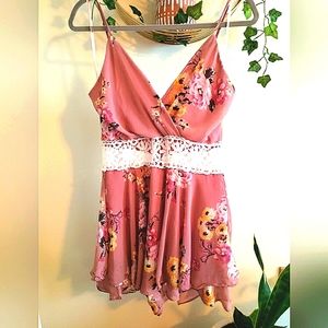 Romper Floral Mauve Pink Crochet Women's Spaghetti Straps Size Medium